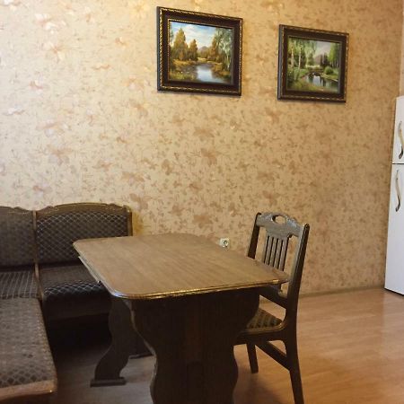 Затишна Квартира В Центрі Міста Ternopil Extérieur photo