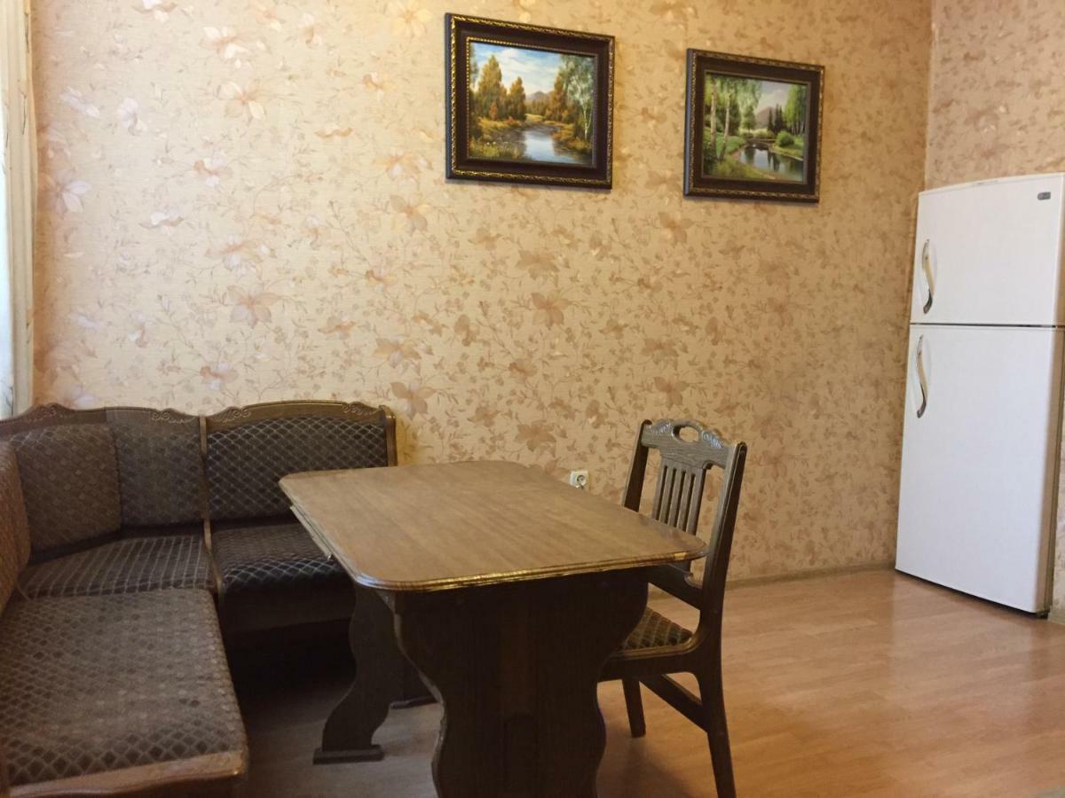 Затишна Квартира В Центрі Міста Ternopil Extérieur photo